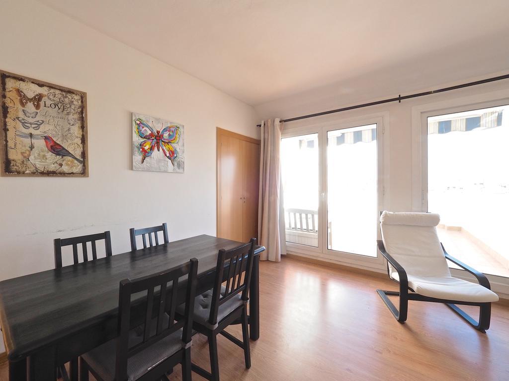 Sagrada Familia Attic Terrace Views Apartment *